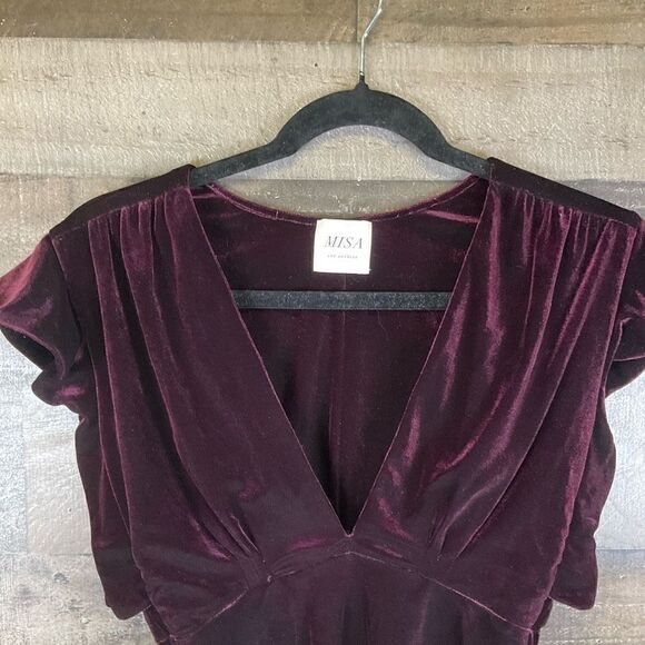 Misa Women’s Size Small Leila Velvet Bodysuit Burgundy Deep V Ruffle Sleeve - Picture 2 of 7